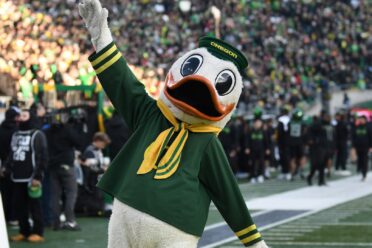 How To Watch 2026 Big Ten Football On CBS And Paramount+