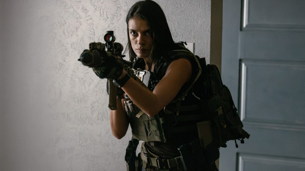 Laysla De Oliveira as Cruz in Lioness Season 3
