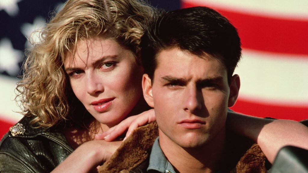 Tom Cruise as Maverick and Kelly McGillis as Charlie in Top Gun