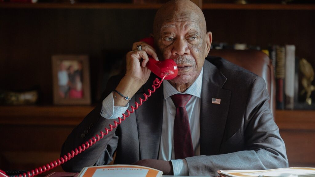 Morgan Freeman as Edwin Mullins in Lioness Season 3.
