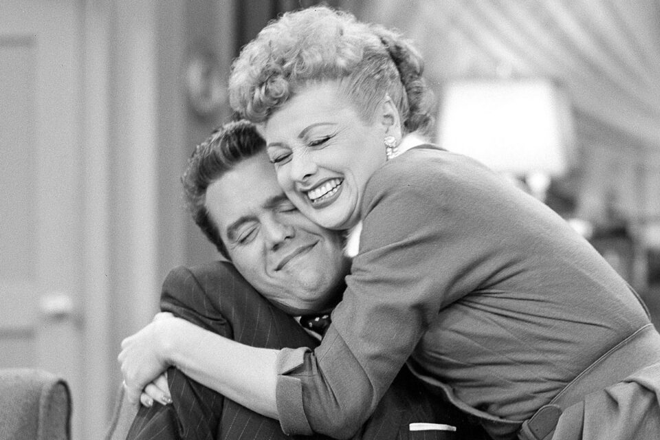 9 Classic Sitcoms To Stream On Paramount+