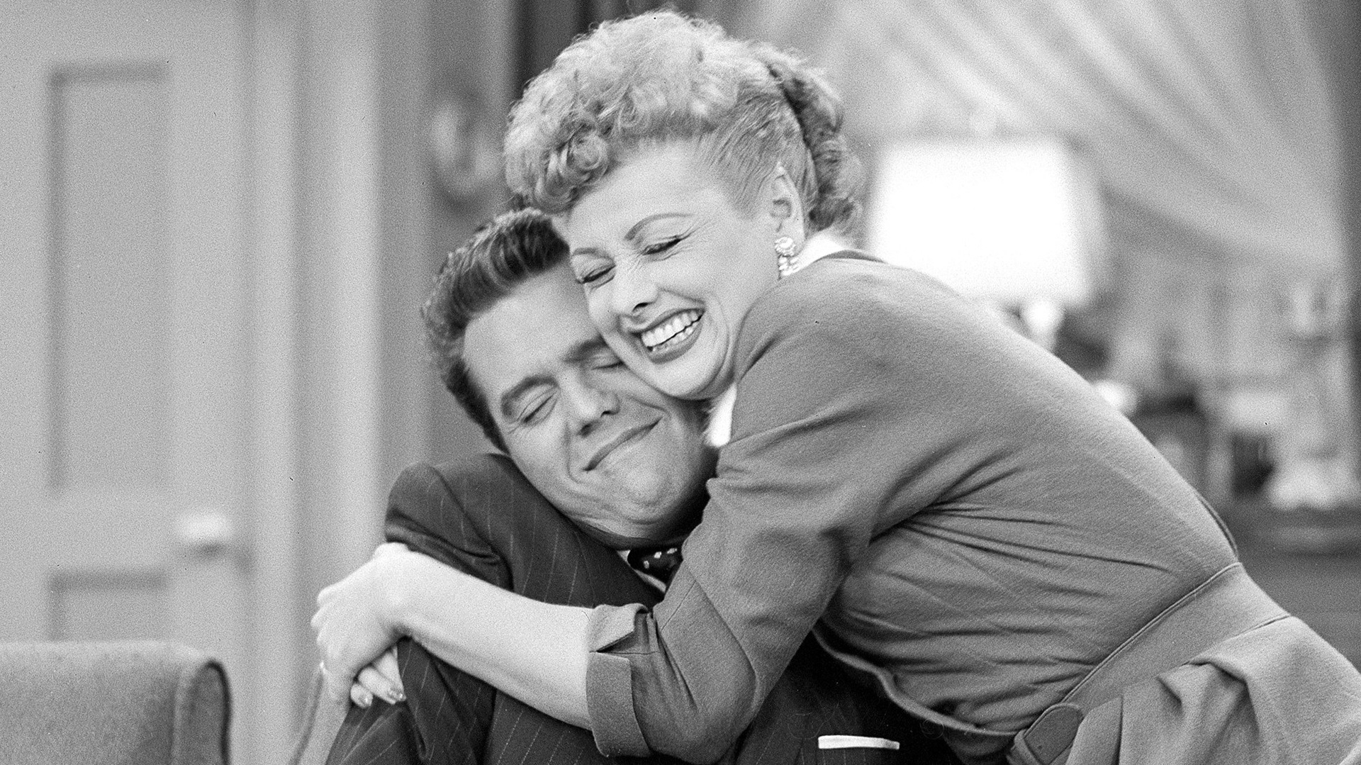 9 Classic Sitcoms To Stream On Paramount+