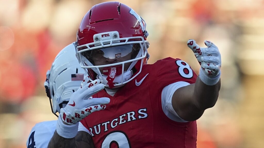 Kj Duff #8 of the Rutgers Scarlet Knights reacts against the Penn State Nittany Lions at SHI Stadium on November 29, 2025 in Piscataway, New Jersey.