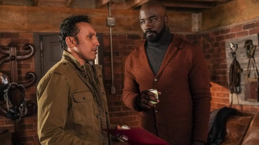 Aasif Mandvi and Mike Colter in Evil