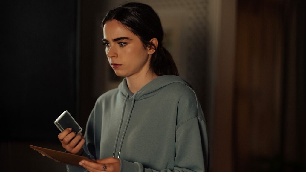 Sarah Desjardins as Callie Sadecki in Yellowjackets