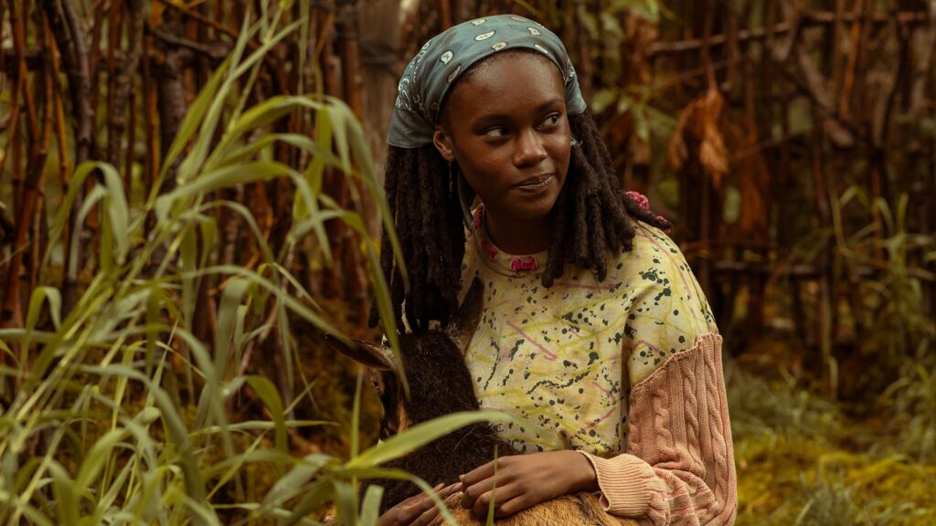 Nia Sondaya as Akilah in Yellowjackets