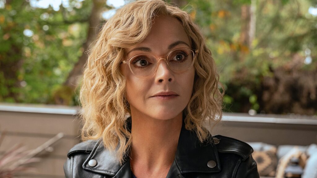 Christina Ricci as adult Misty Quigley in Yellowjackets