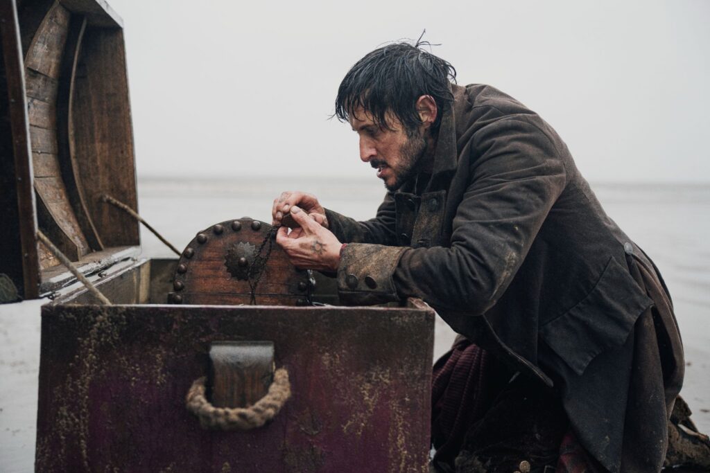 Tomer Capone as the sea-worn Billy Bones in Treasure Island