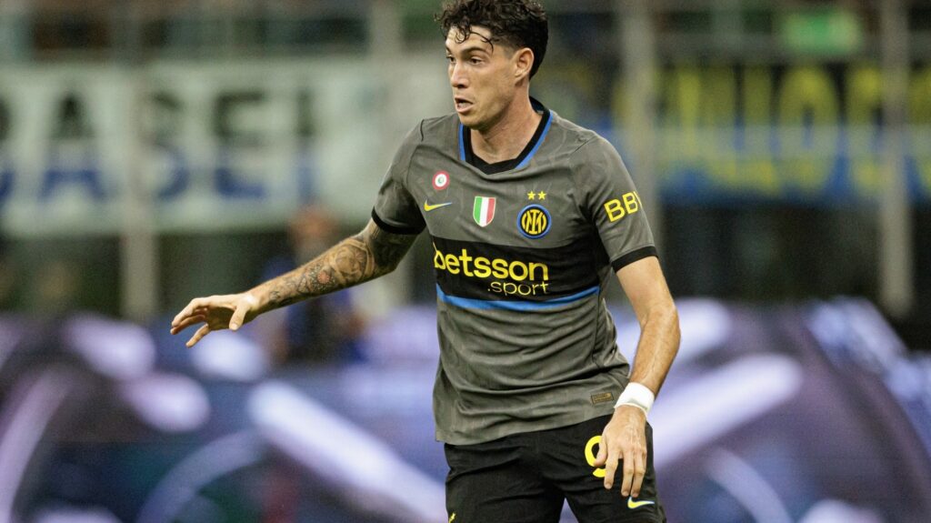 MILAN, ITALY - 2026/09/14: Alessandro Bastoni (FC Internazionale Milano) seen in action during Lega Serie A 2026/27 game between teams of FC Internazionale Milano and Udinese Calcio.