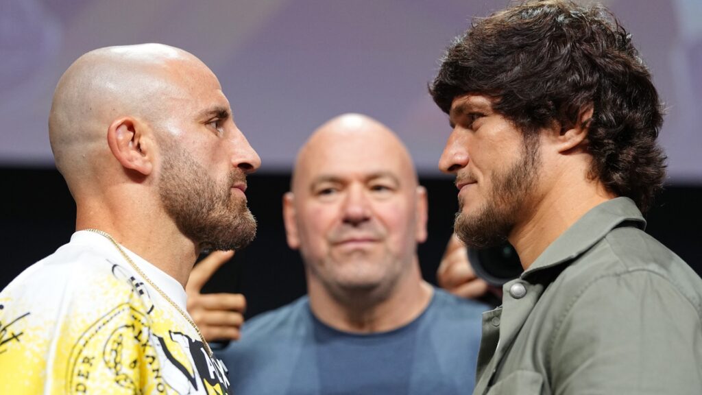 Opponents Alexander Volkanovski of Australia and Movsar Evloev of Russia face off during the UFC 333 press conference at Crypto.com Arena on September 18, 2026 in Los Angeles, California.