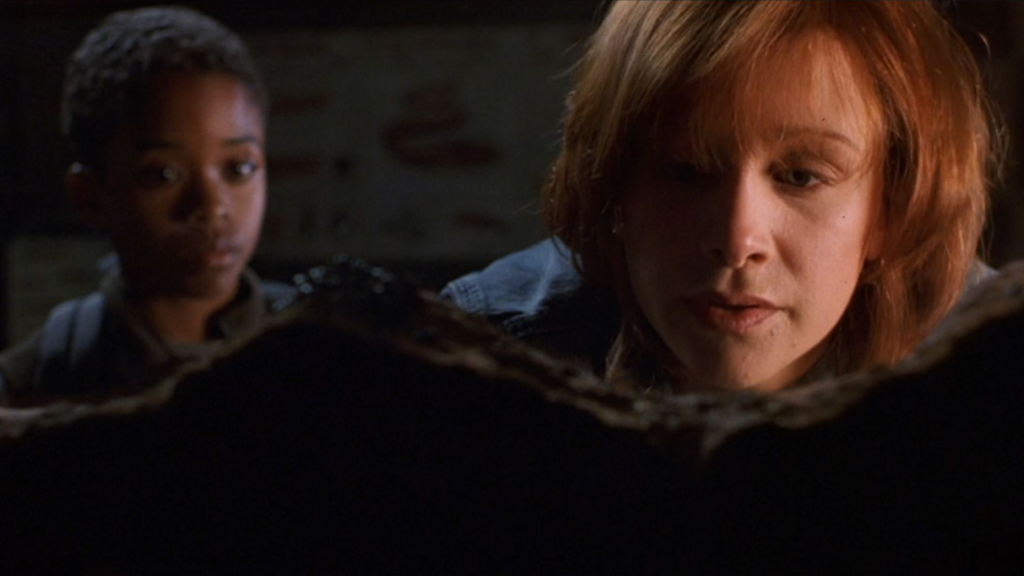 Alix Koromzay as Remy in Mimic 2